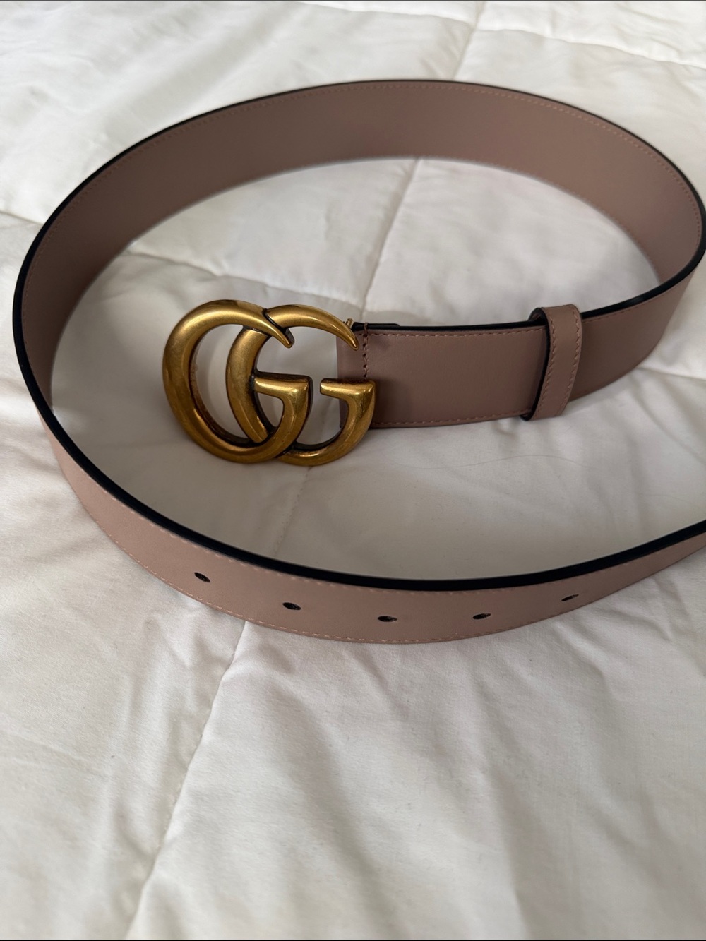 Gucci Double G Leather Belt in Mauve Pink with Gold Buckle